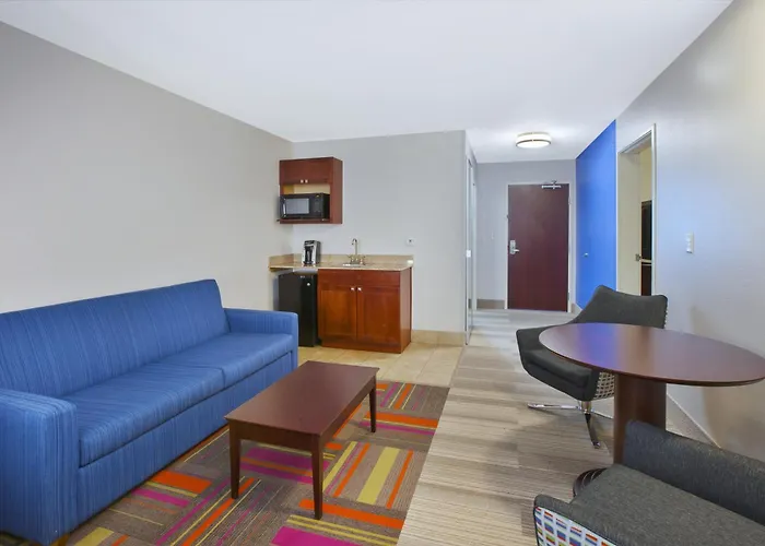 Holiday Inn Express Niles By Ihg