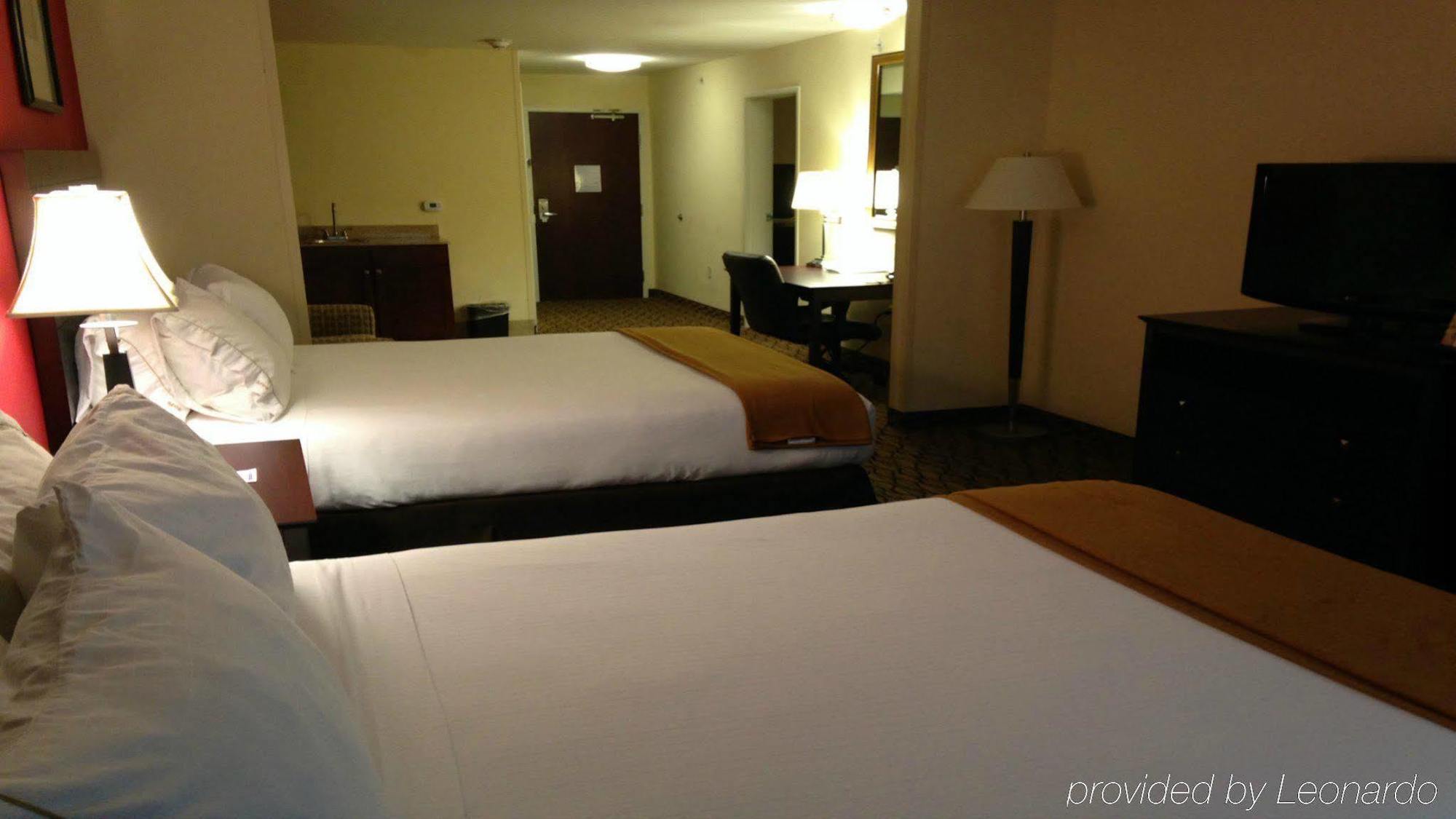 Express By Ihg Hotel Niles
